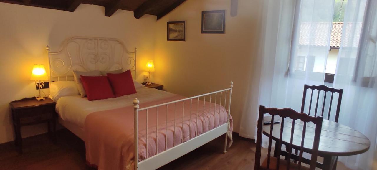 Hostal Mendaurpe Ituren Екстериор снимка